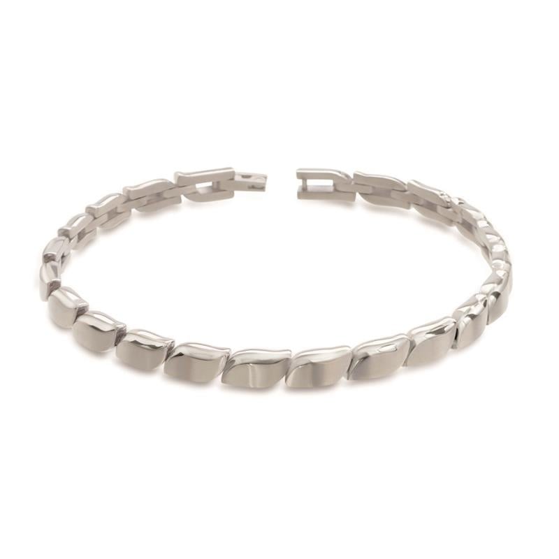 Titan-Armband mit glänzenden, geschwungenen Gliedern in silberner Farbe