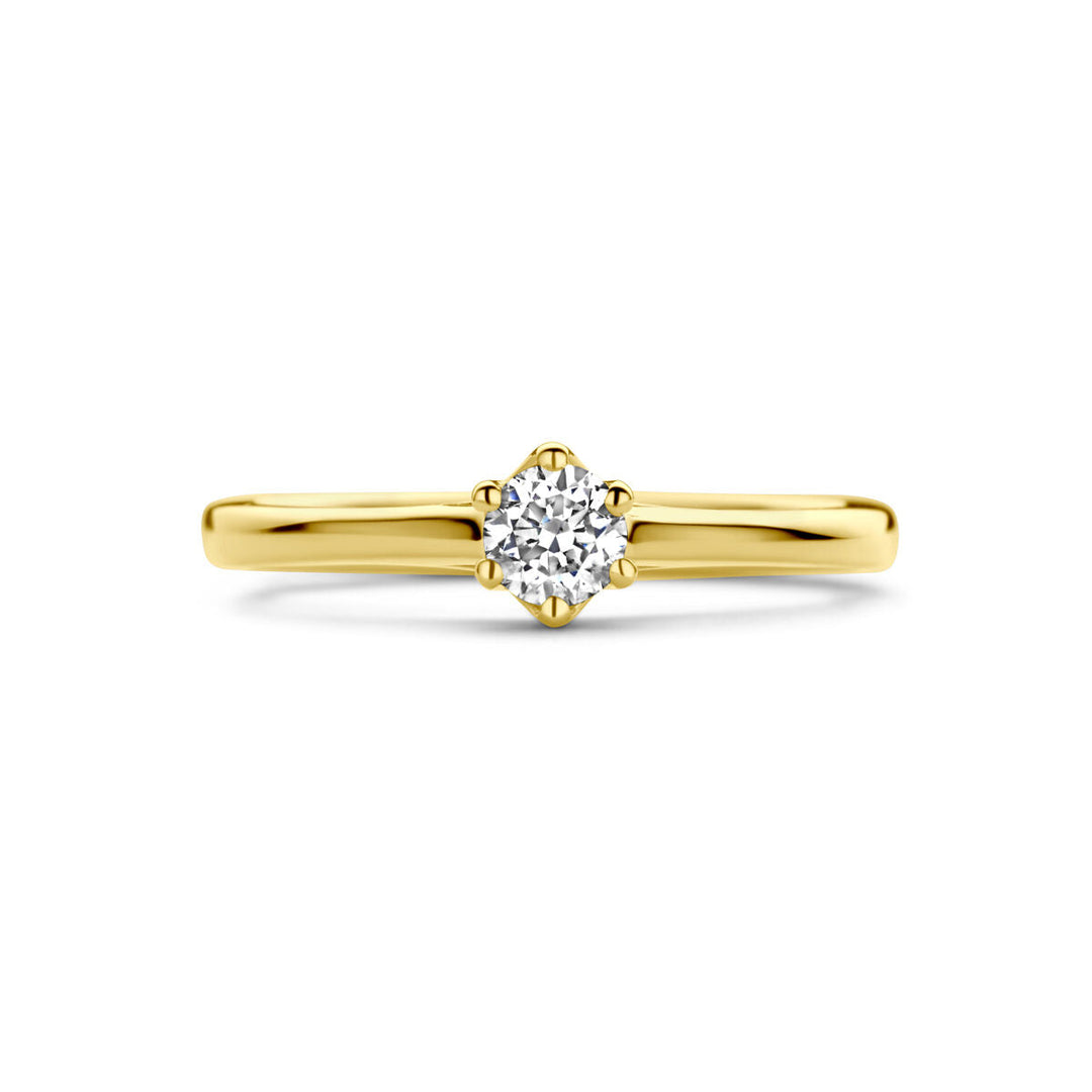 De Van der Kooij Collectie aanzoeksring diamant 0.20ct H SI in 14K geelgoud heeft een klassieke uitstraling en is perfect voor je trouwdag, afgebeeld tegen een witte achtergrond.