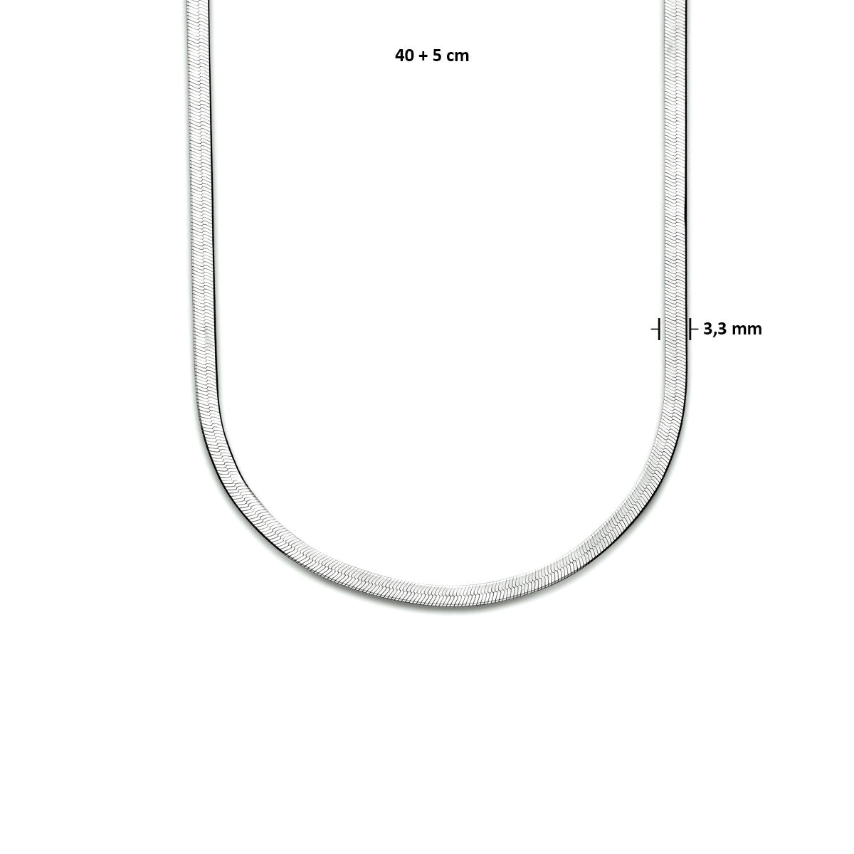De Van der Kooij Collectie collier slang plat 3,3 mm 40 + 5 cm zilver gerhodineerd is U-vormig afgebeeld op een witte achtergrond, met zijn lengte (40 + 5 cm) en breedte (3,3 mm) gelabeld, en is voorzien van een veilige karabijn sluiting.