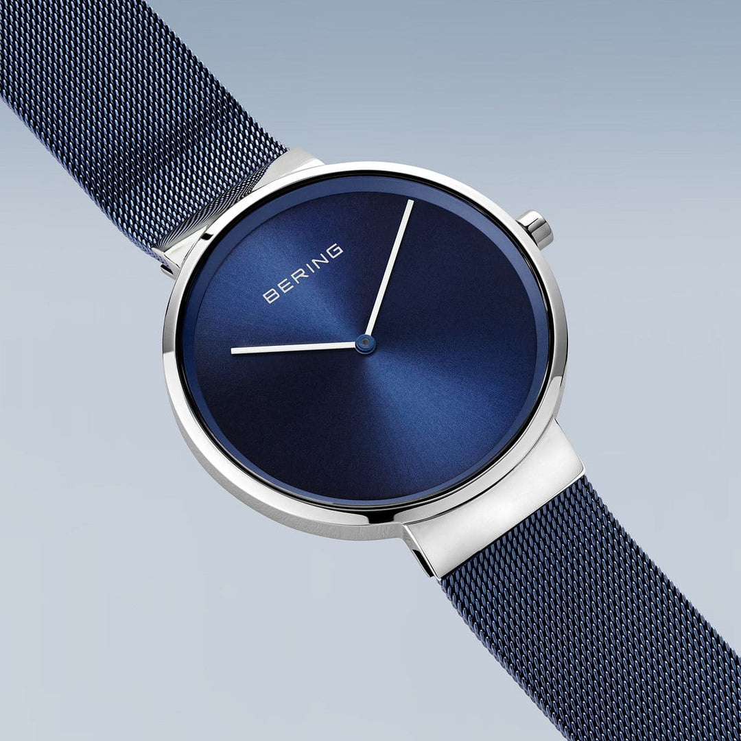 Bering Unisex-Uhr mit blauem Zifferblatt – 14539-307