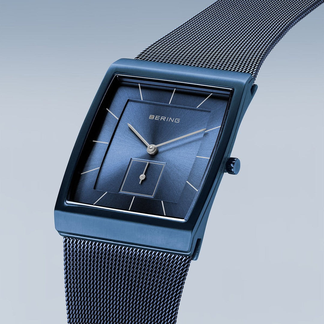 Bering Herrenuhr mit blauem Zifferblatt – 16033-397