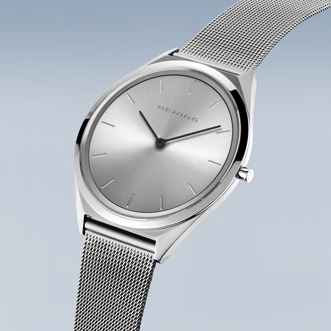 Bering Unisex-Uhr mit silbernem Zifferblatt – 17039-000 
