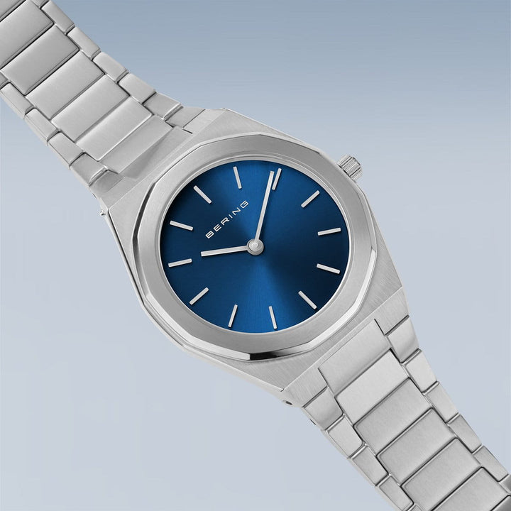 Bering Damenuhr mit blauem Zifferblatt – 19632-707