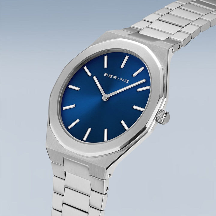 Bering Herrenuhr mit blauem Zifferblatt – 19641-707