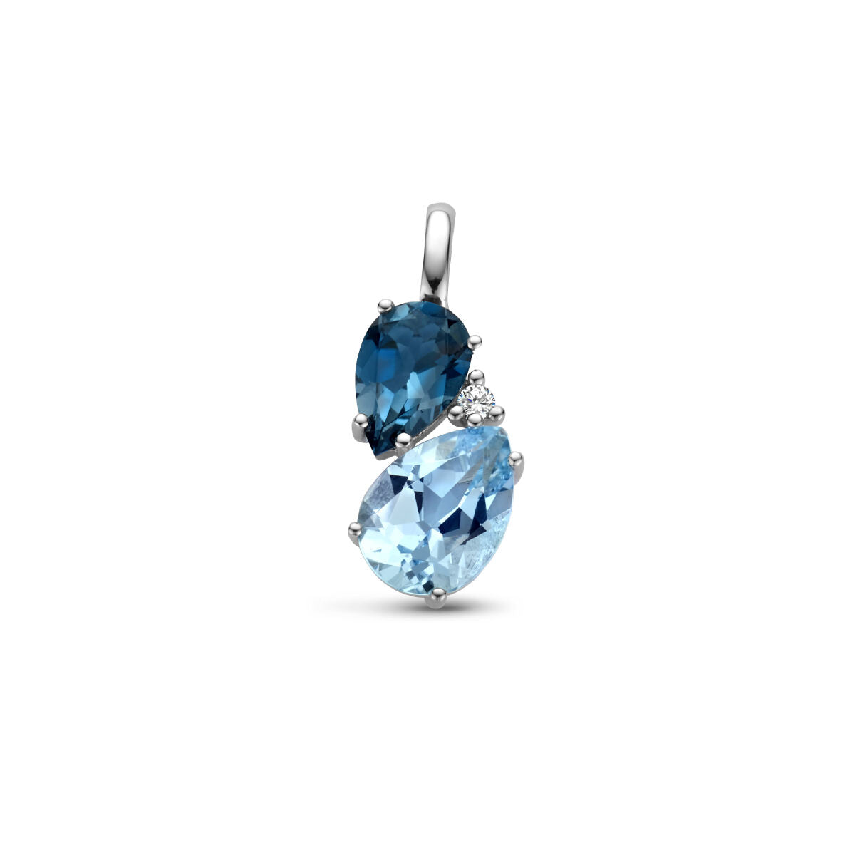 Hänger aus 14K Weißgold mit London Blue Topas und hellblauem Topas, besetzt mit einem kleinen Diamanten