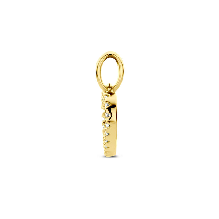 Zijaanzicht van de Van der Kooij Collectie hanger hart en diamant h si 14K geelgoud, met een ronde lus en een rij witte stenen, perfect als valentijnscadeau, getoond op een witte achtergrond.