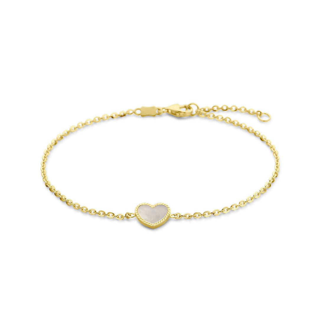 De Gouden armband dames hart parelmoer 14K uit de Van der Kooij Collectie is een elegante geelgouden armband met hartvormige parelmoer bedel en verstelbare sluiting, perfect als valentijnscadeau.