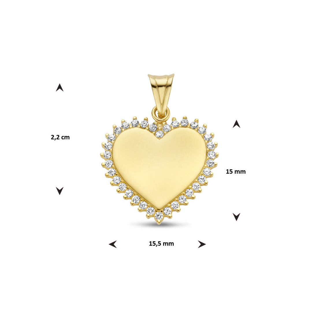 De Van der Kooij Collectie graveerhanger hart zirkonia 14K geelgoud heeft fonkelende steentjes en voldoet aan 2,2 cm hoog, 15 mm breed en 15,5 mm doorsnee. Ideaal cadeau voor Valentijnsdag. Afgebeeld met maatpijlen op witte achtergrond.