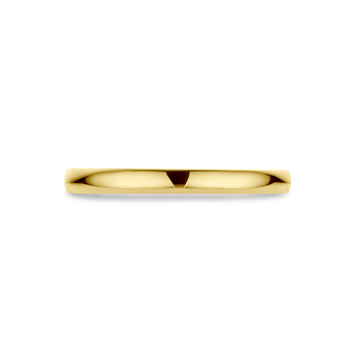 De aanschuifring 14K geelgoud van Van der Kooij Collectie is een eenvoudige, gepolijste damesring in geelgoud, vanaf de zijkant afgebeeld op een witte achtergrond om het gladde, klassieke ontwerp te benadrukken.