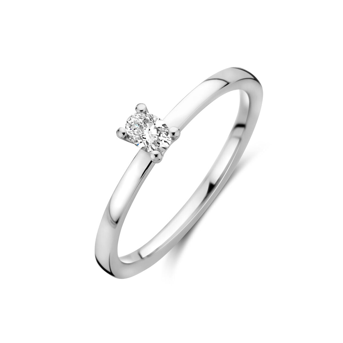 Platinering mit einem 0,15 ct G VSI Diamanten und schmalem, glänzendem Band