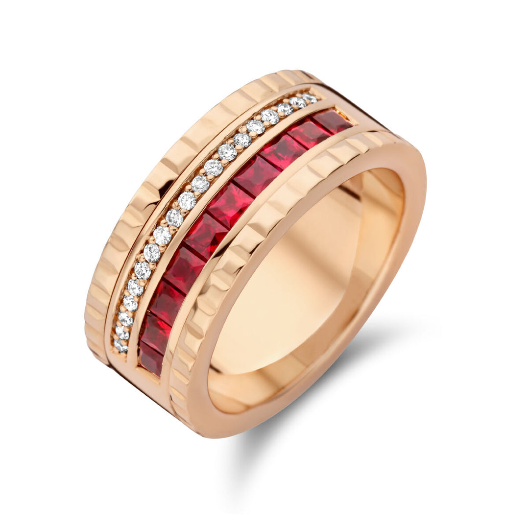 Ring mit Rubin und Diamant