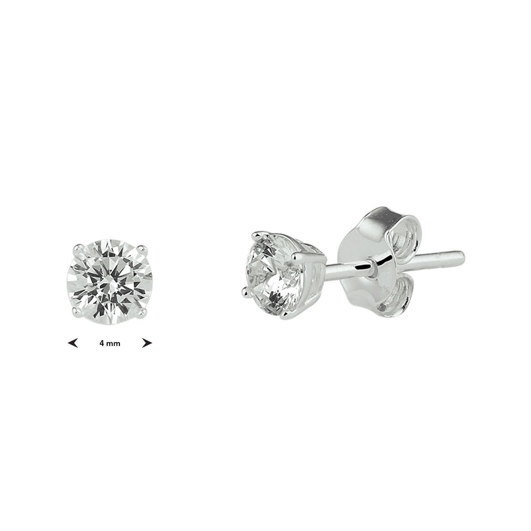 Van der Kooij Collectie oorknoppen zirkonia zilver wit: ronde, briljantgeslepen 4 mm zirkonia's in zilveren zetting met vlindersluiting. Tijdloos ontwerp, schitterend van elke kant.