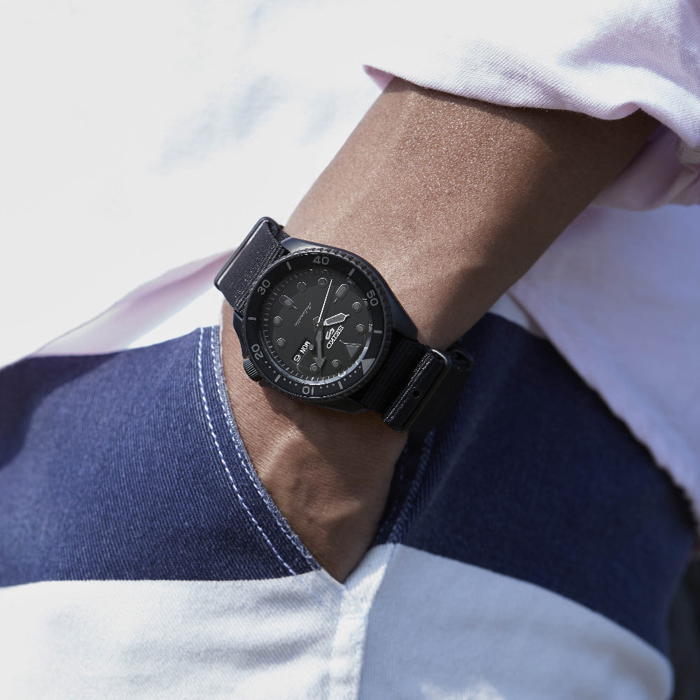 Seiko 5 Sports Herrenuhr SRPD79K1