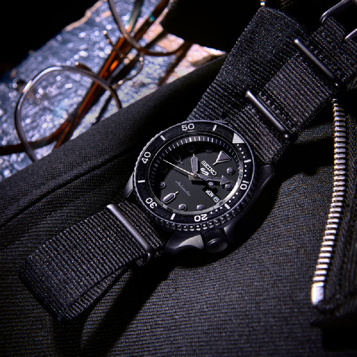 Seiko 5 Sports Herrenuhr SRPD79K1
