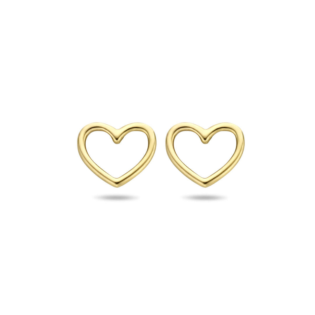 Een paar Van der Kooij Collectie oorknoppen hart 14K geelgoud, met een eenvoudige gouden hart omlijning, ideaal voor liefhebbers van geelgouden sieraden en afgebeeld op een witte achtergrond.