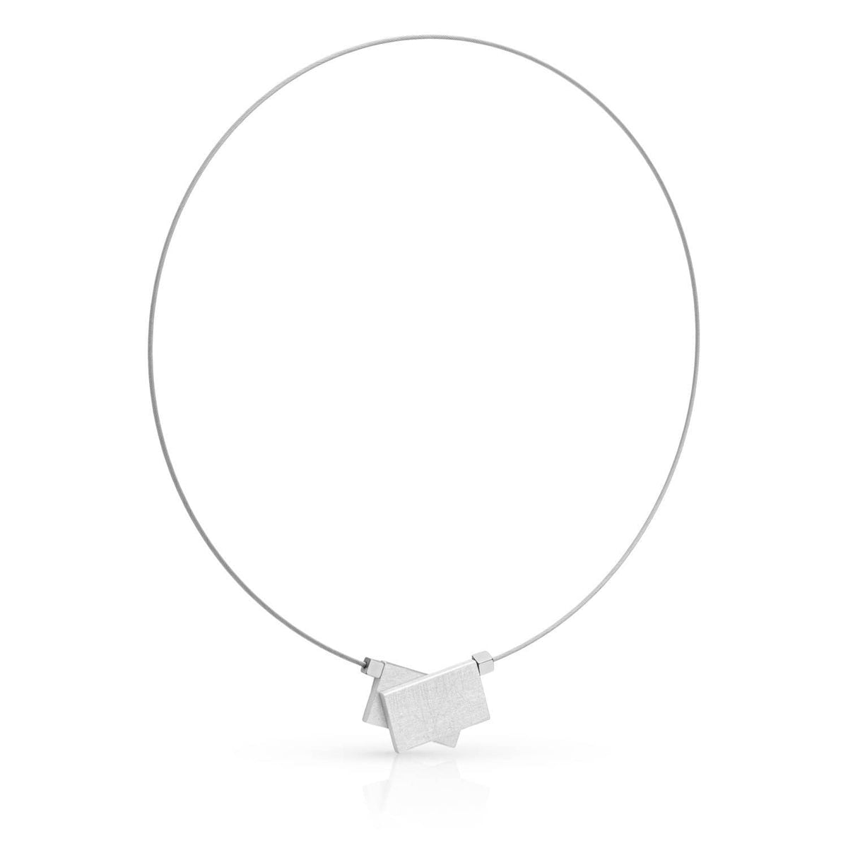 Collier mit gekreuzten Rechtecken und Hematit-Anhänger in Silberfarbe
