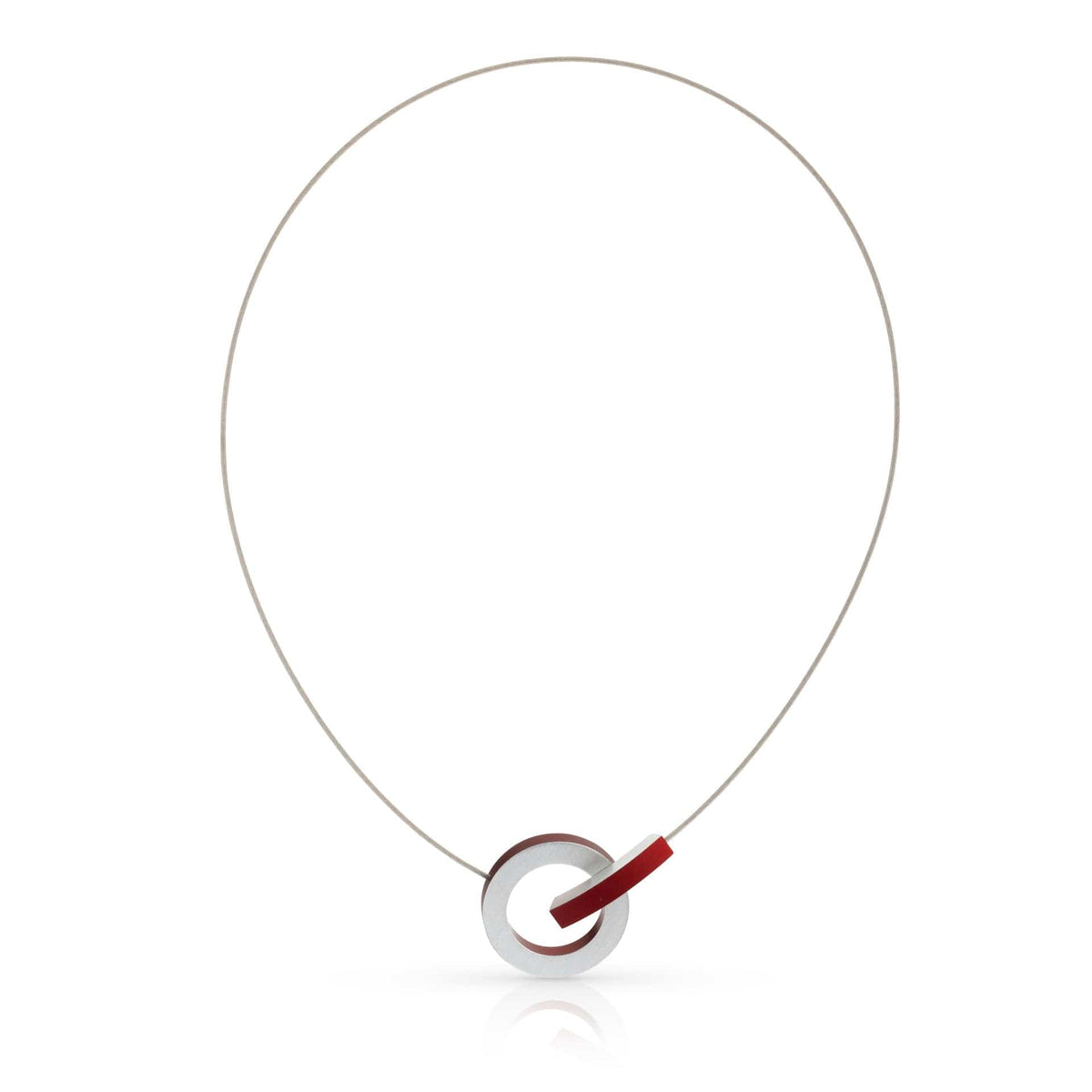 Collier mit silbernem Ring und rotem Bogen aus Leder