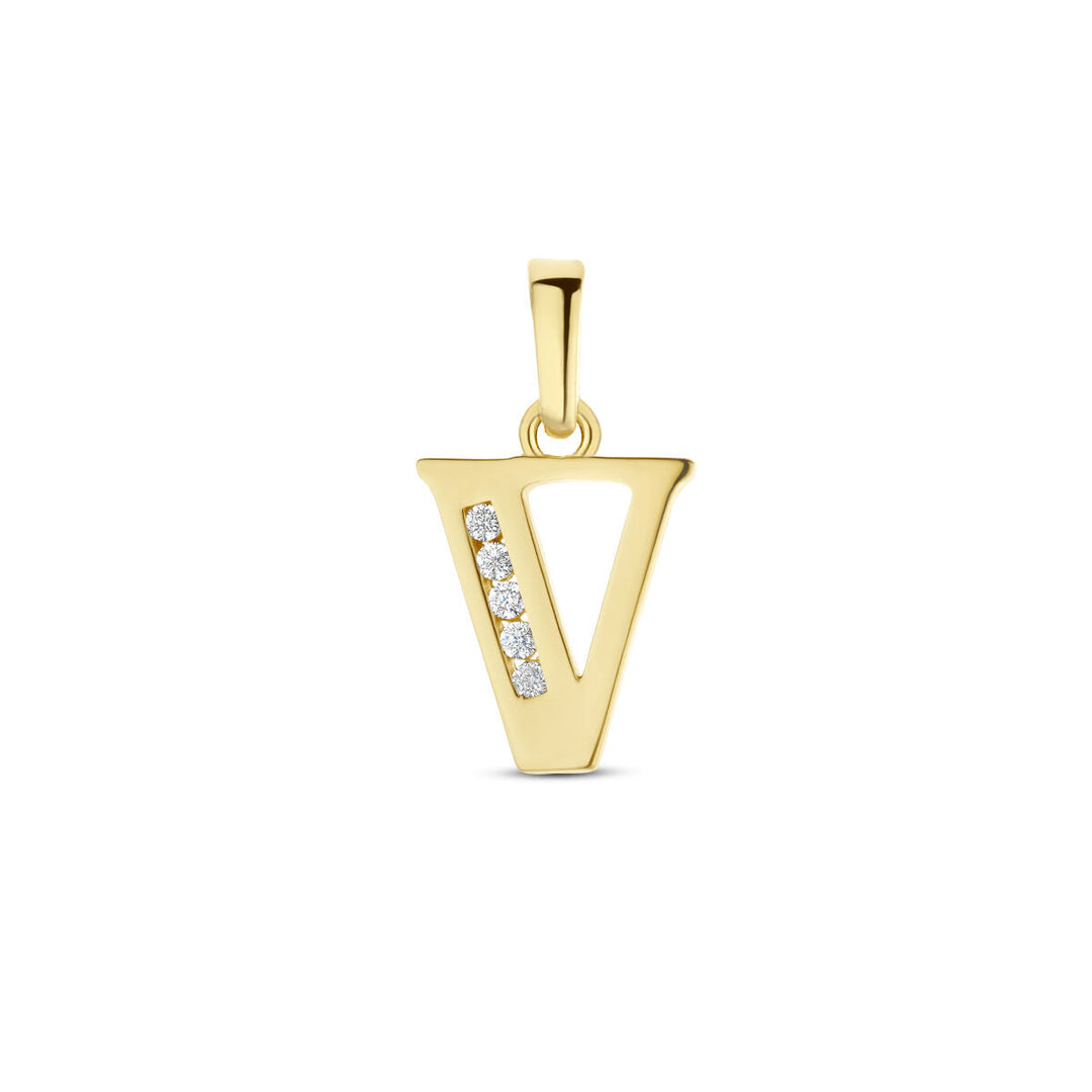 De hanger letter zirkonia 14K geelgoud uit de Van der Kooij Collectie is vormgegeven als een V, met vijf ronde zirkonia's in verticale lijn links en een gepolijste afwerking. Voorzien van lus voor bevestiging aan een ketting.
