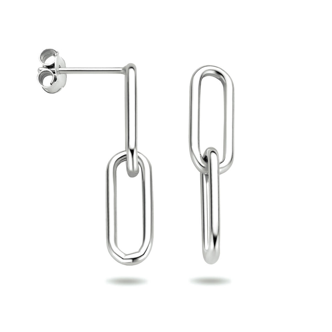 De Van der Kooij Collectie oorhangers paperclip zilver gerhodineerd zijn voorzien van twee gepolijste, in elkaar grijpende ovale schakels. Van de voor- en zijkant weergegeven op een witte achtergrond: perfect voor liefhebbers van damessieraden.