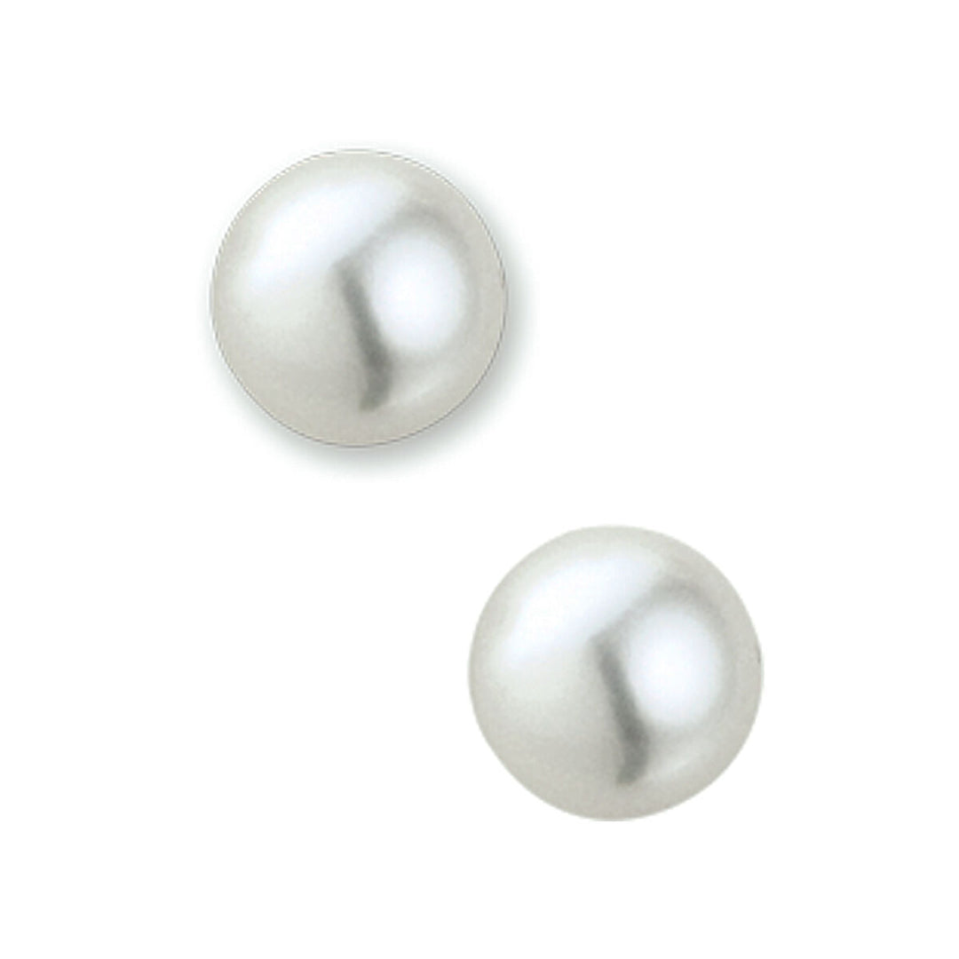 Twee ronde, witte zoetwaterparels met een glad, glanzend oppervlak zijn geplaatst tegen een effen witte achtergrond, perfect voor de Van der Kooij Collectie oorknoppen parel 14K geelgoud.