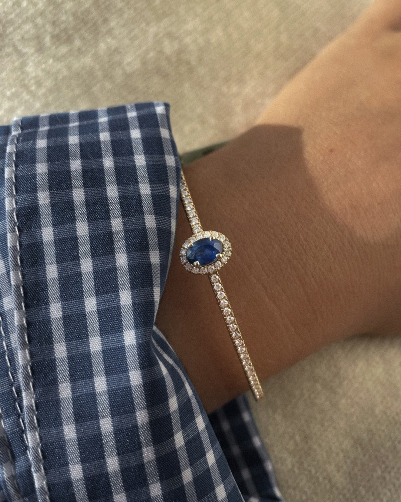 Goldarmreif mit Diamanten und Saphir 14 Karat, 0,61 Karat Diamanten, 0,94 Karat Saphir