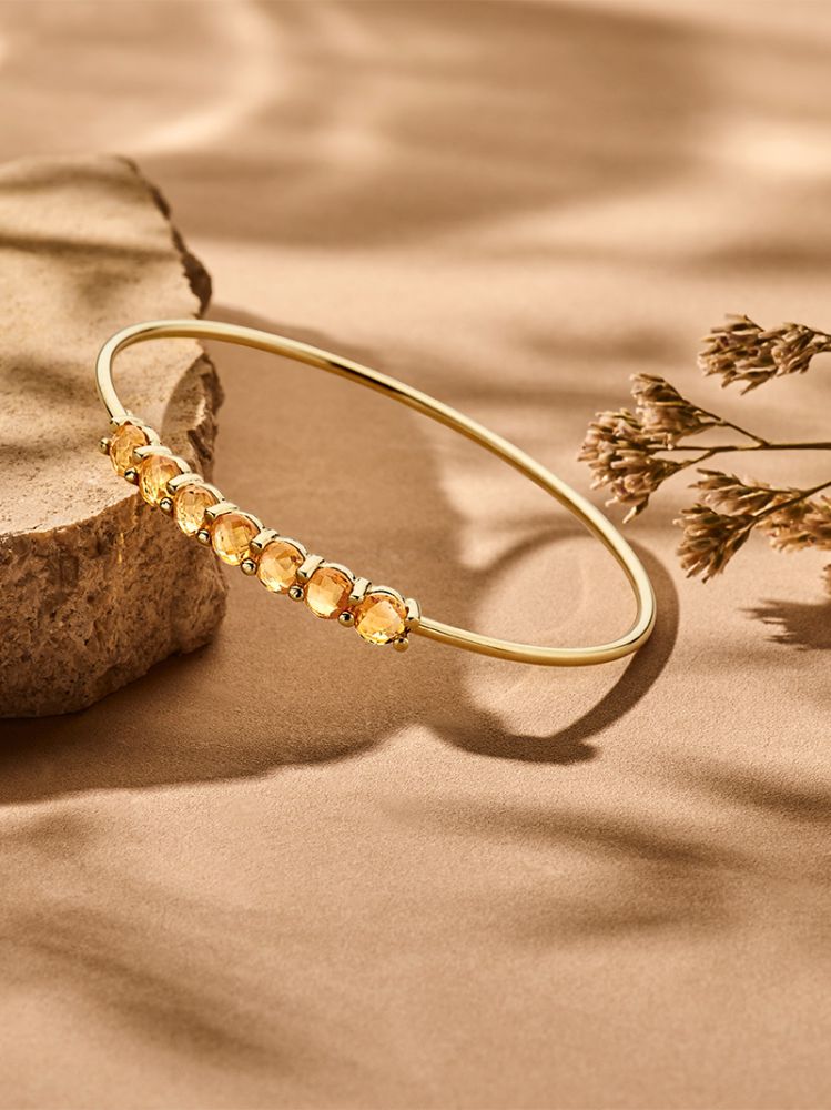 Gelbgold Bangle mit Citrin 14 Karat, 60x50 mm, warmer Glanz