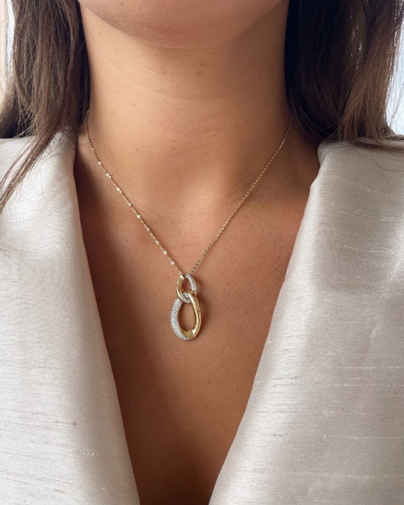 Luxuriöser Gelbgold-Anhänger mit Diamanten und Eleganter Halskette – Zeitlose Eleganz