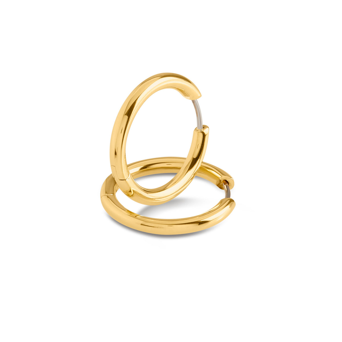 Ohringe aus Titan mit goldfarbener Oberfläche und geschwungener Form