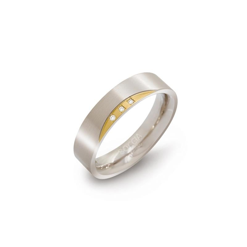 Bicolor Ring aus Titan mit mattem Silber und goldener Innenfläche sowie drei kleinen Diamanten