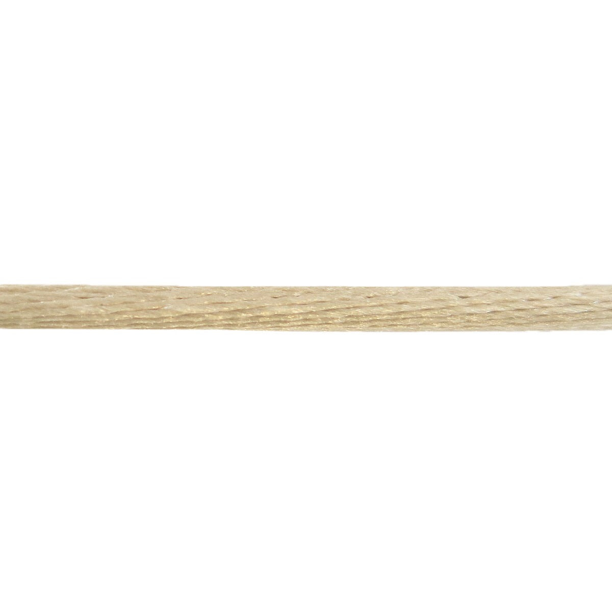 Beige Satinband mit einer Länge von 38 cm für die Herstellung von eigenen Knotarmbändern