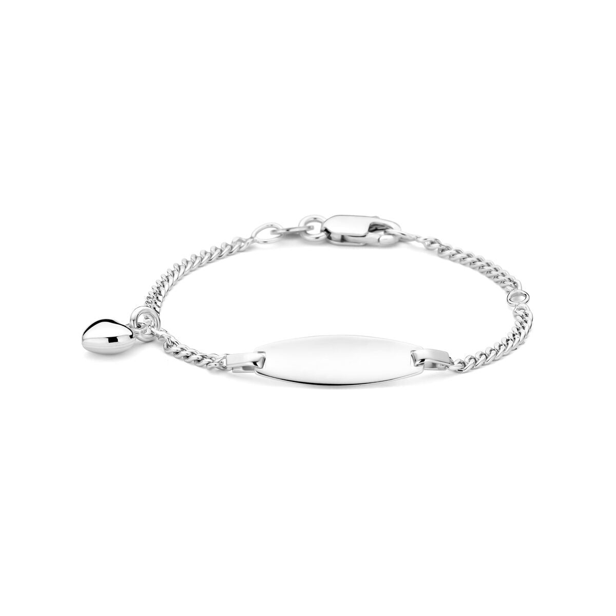 Silbernes Gravurarmband in Kindergröße mit Herzanhänger und feiner Kettenstruktur