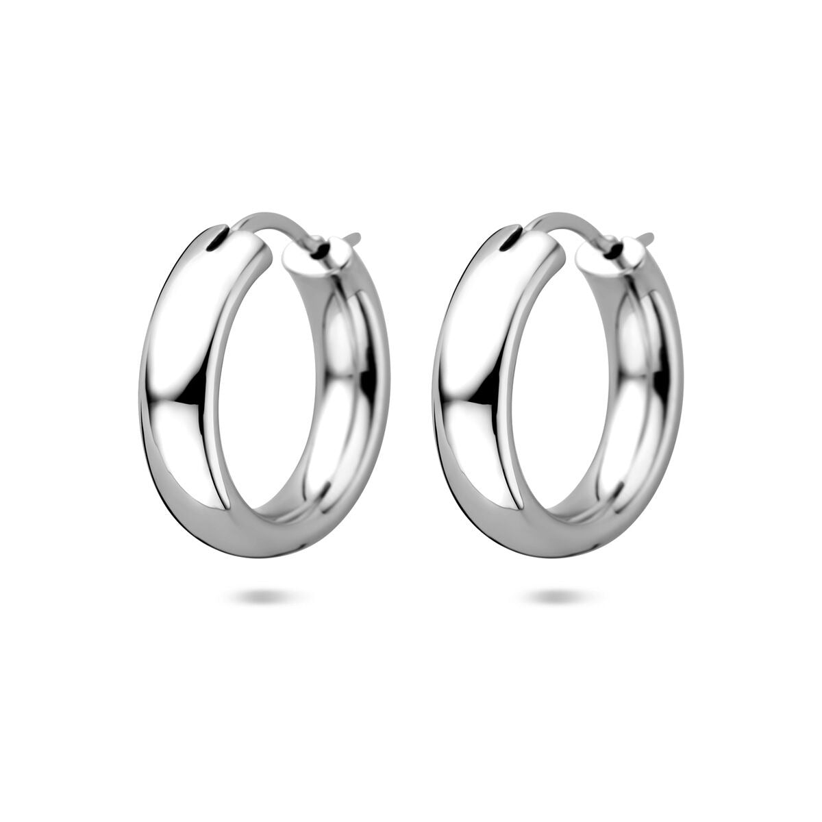 Zwei gerhodinierte, 20 mm große Silberohrringe mit glänzender Oberfläche