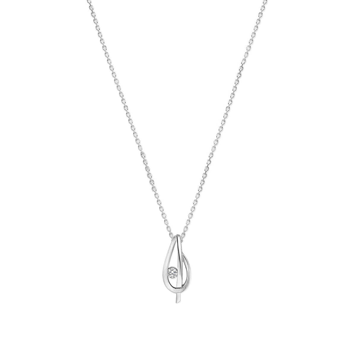 Halskette aus rhodiniertem Silber mit tropfenförmigem Anhänger und Zirkonia.