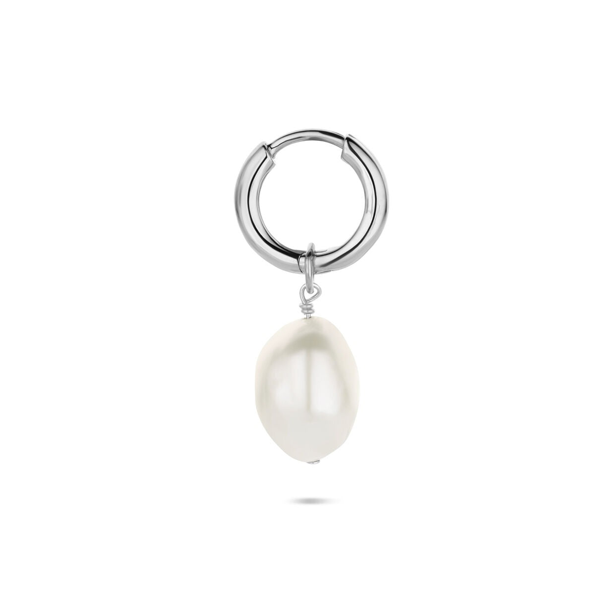 Silberner Ohrring mit Perle – 18 mm (pro Stück)