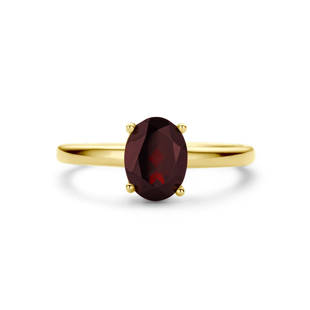 De ring granaat 14K geelgoud van Van der Kooij Collectie heeft een ovaalvormige dieprode briolette granaat gezet in een eenvoudige, elegante 14k geelgouden band.