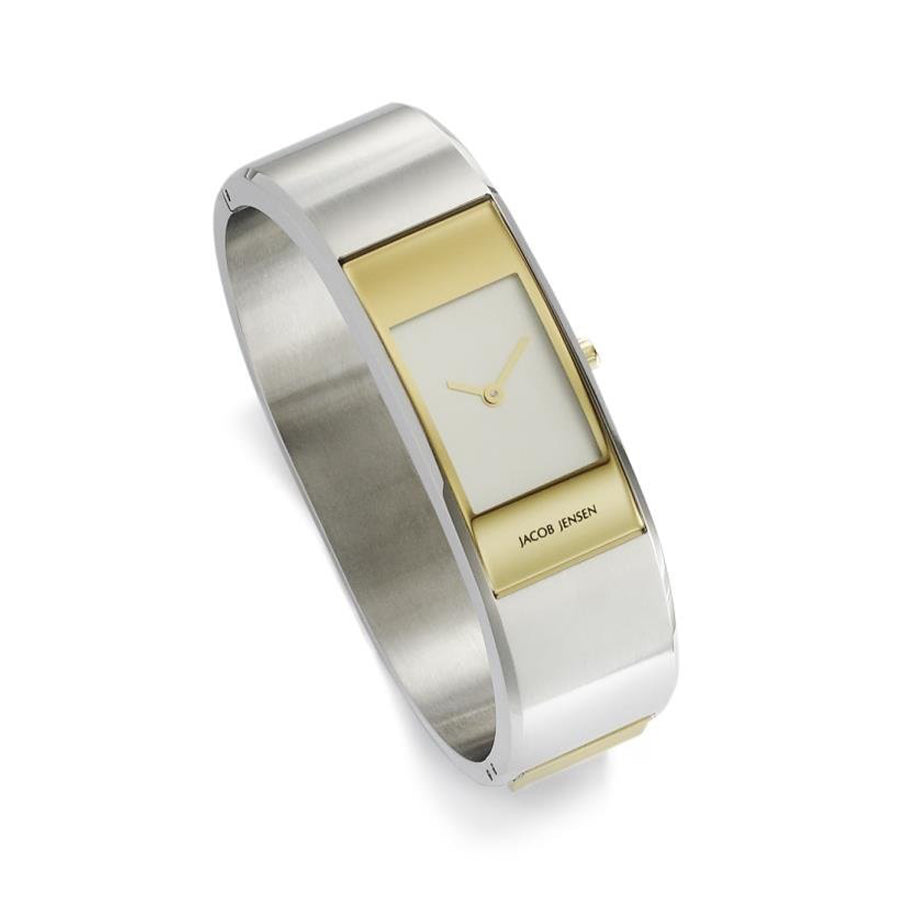 462