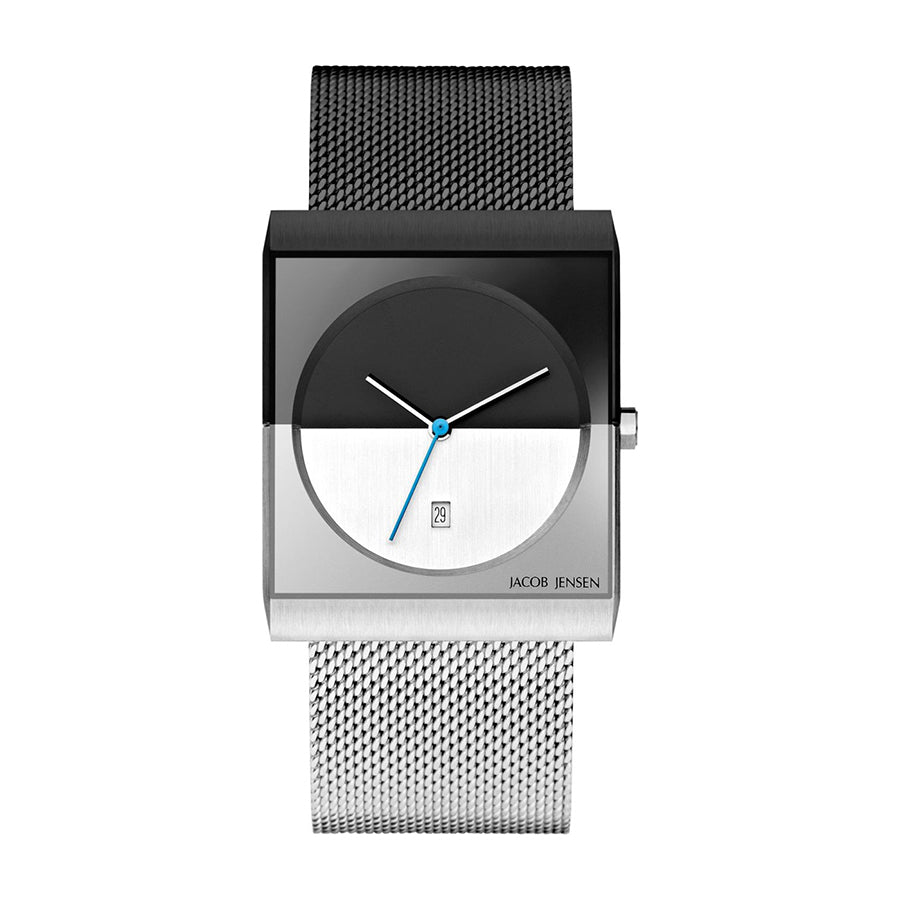 Schwarzes und silbernes quadratisches Gehäuse mit grauem Zifferblatt und blauer Sekundenzeiger, Mesh-Armband