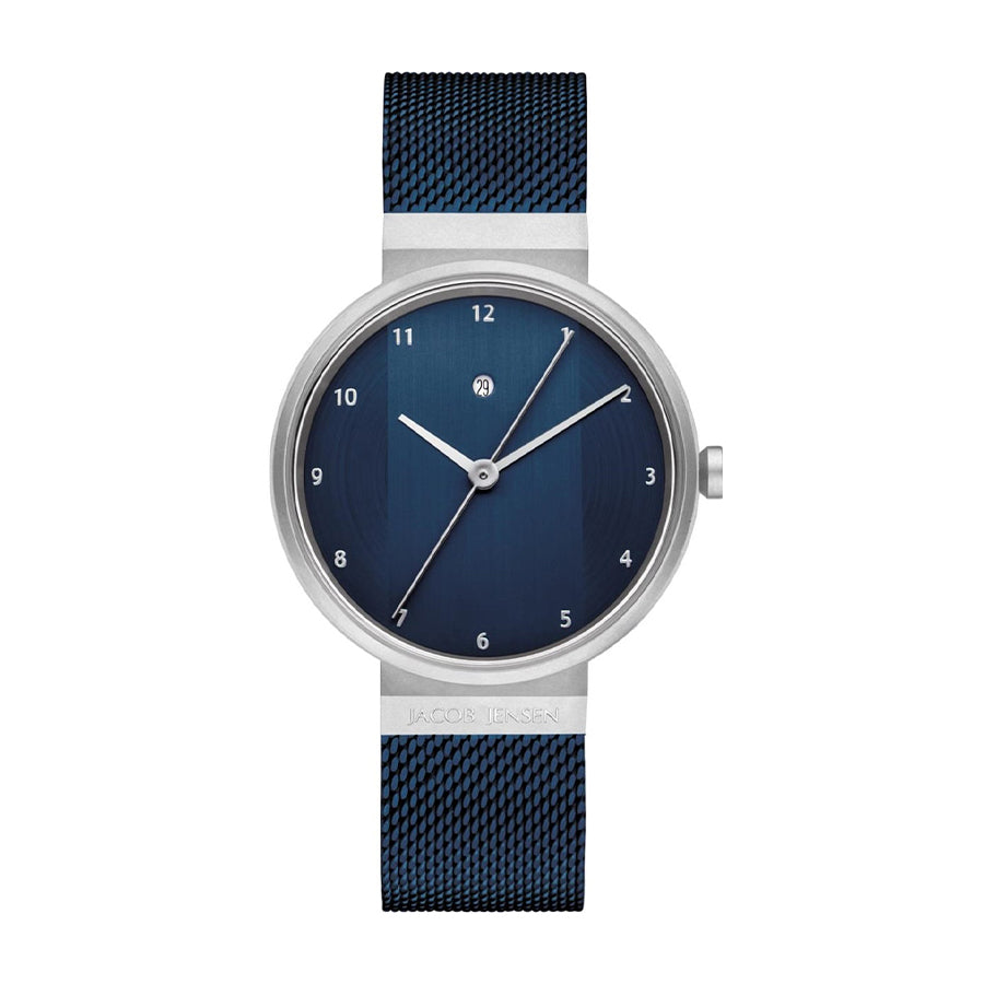 Uhr mit blauem Zifferblatt und silbernem Gehäuse, ausgestattet mit einem blauen Mesh-Armband