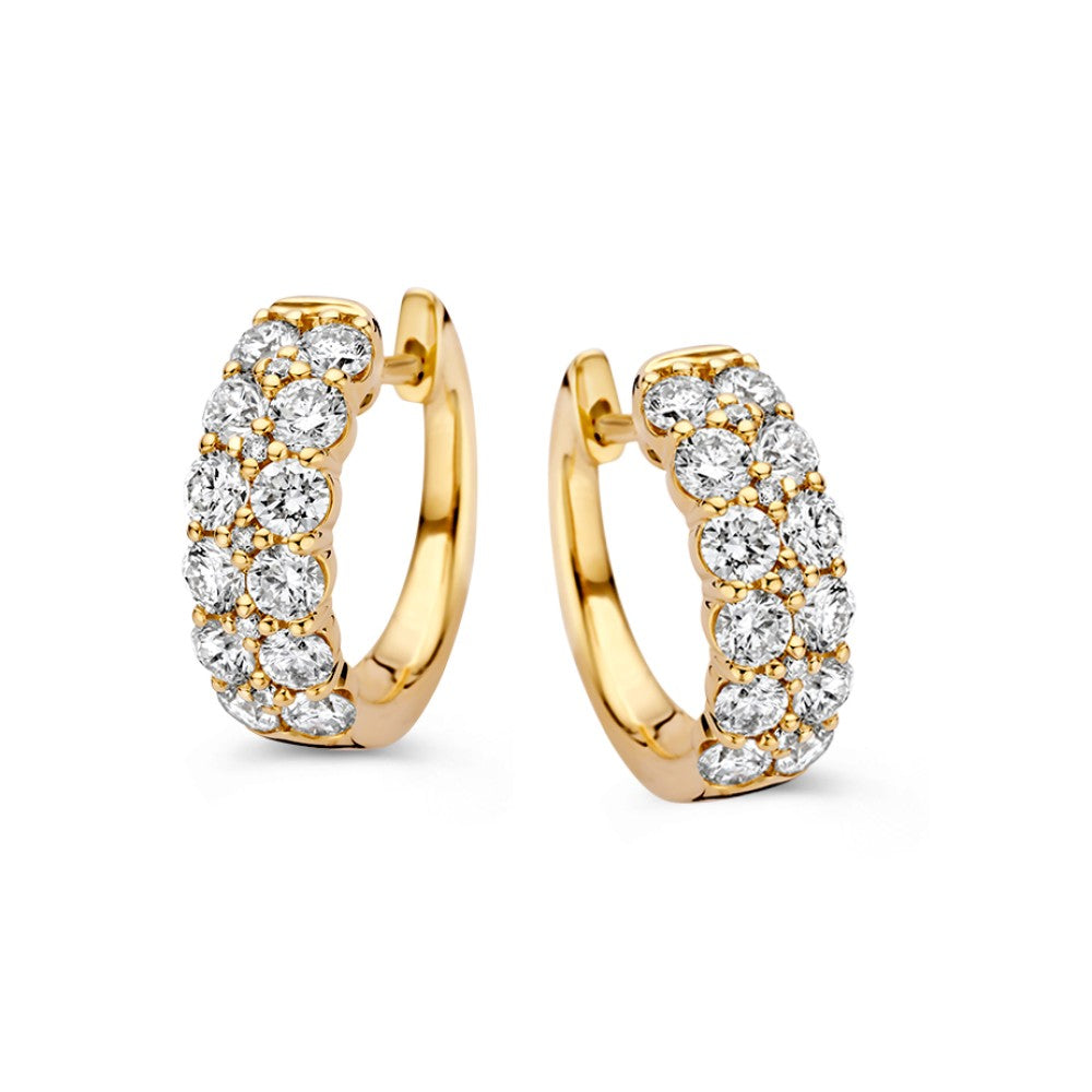 Luxe Ohrhänger aus Gelbgold mit funkelnden Diamanten in Pavéfassung, insgesamt 1,72 ct