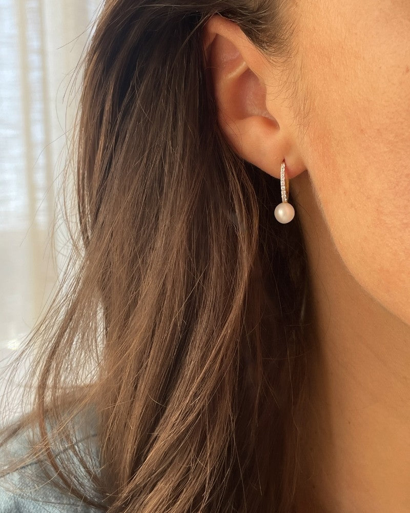 14K Gelbgold Ohrringe mit Perle und Zirkonia – Elegante Ohrhänger für Damen