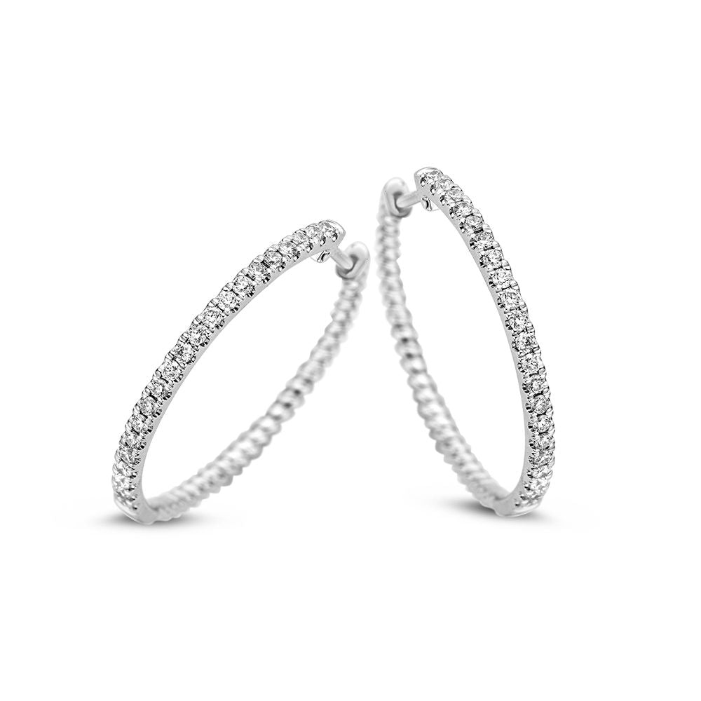 Witgoldene Ohrringe mit 0,48 ct Diamanten und feiner, glatter Oberfläche
