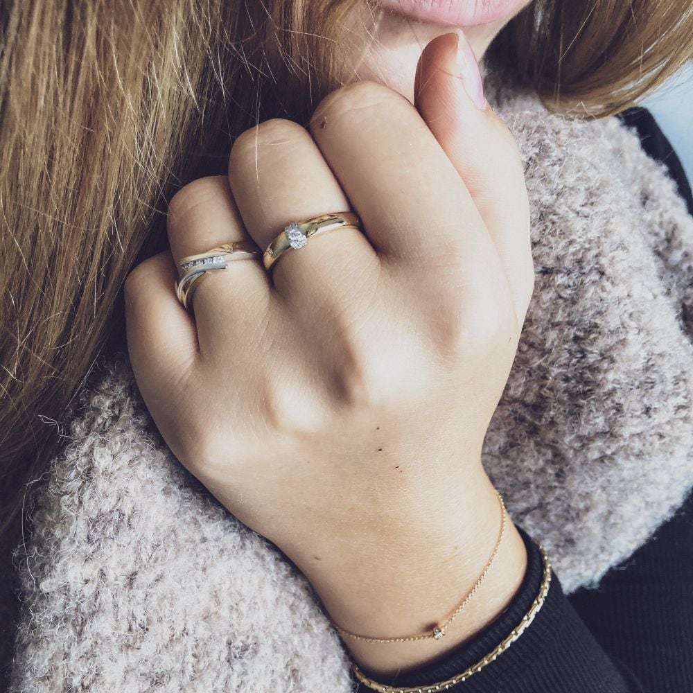 Damenring aus 14 Karat zweifarbigem Gold mit Diamanten im Brillantschliff