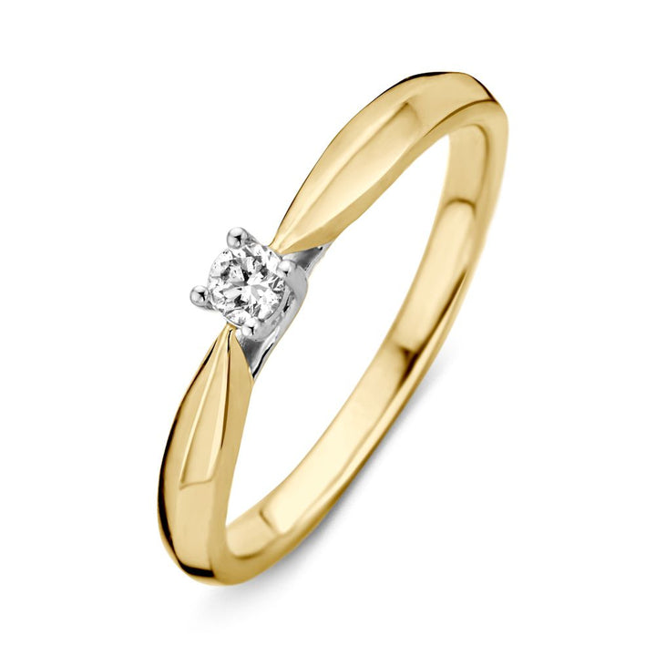 De 14-karaats bicolor gouden damesring met briljant geslepen diamanten van Excellent Jewelry is centraal geplaatst en schuin gefotografeerd tegen een witte achtergrond.