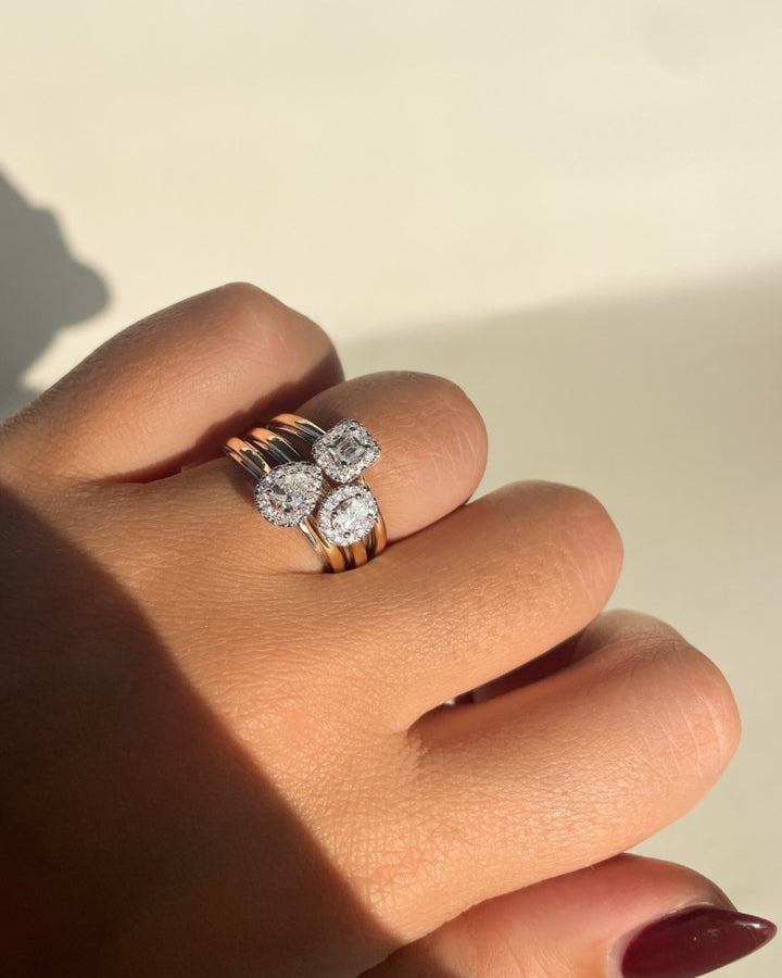 14k Bicolor Gold Ring with Pear-Shaped Diamond in Entourage Setting