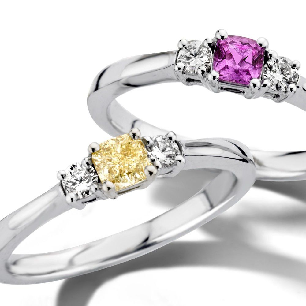Damenring aus 14 Karat Weißgold mit Cushion-Schliff gelbem Diamanten und Brillanten