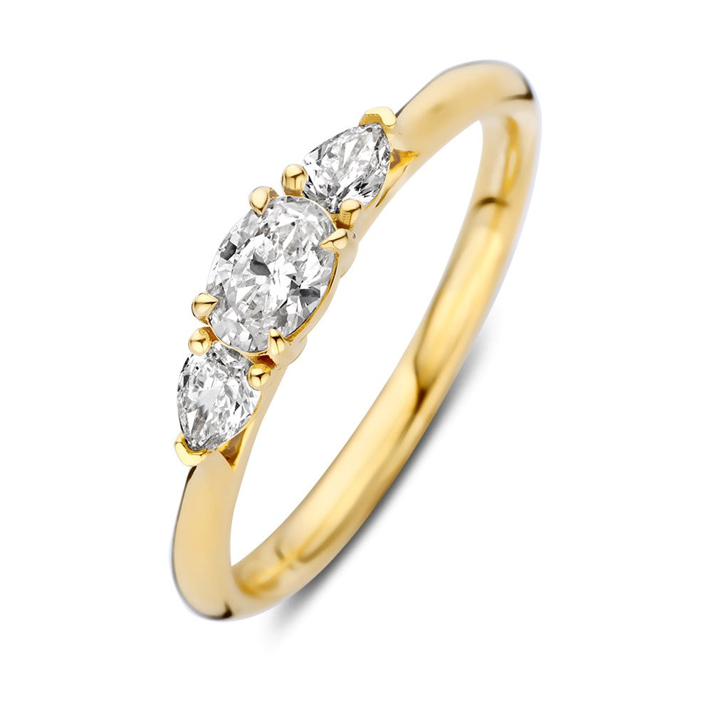 Ring aus Gelbgold mit drei weißen Diamanten, zwei tropfenförmig und ein oval, insgesamt 0,50 ct