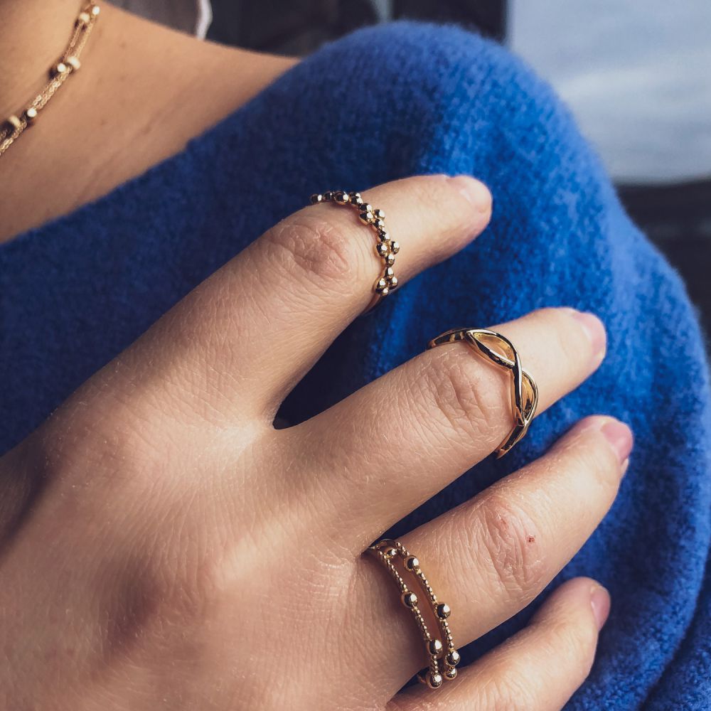 Gelbgold-Damenring aus 14 Karat Gold – Geradliniger und zeitloser Stil