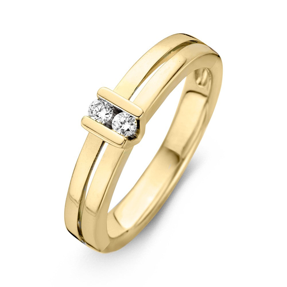Gelbgoldener Ring mit zwei Brillanten und erhöhtem V-Fassung im schlichten Design