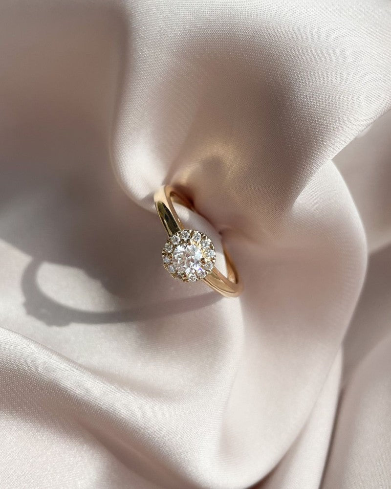 Wunderschöner Gelbgold-Entourage-Ring mit 0,32ct Diamant – Nahtlos kombinierbar