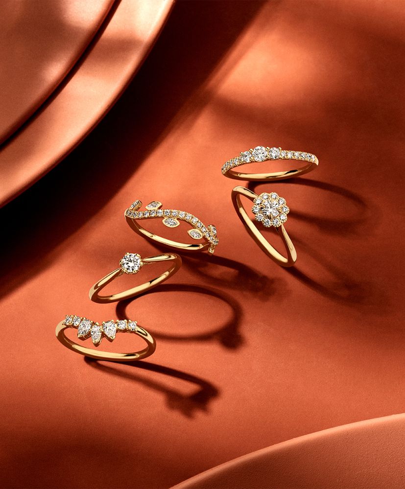 Prächtiger Gelbgold Damenring mit Diamanten und Marquise geschliffenen Steinen 0,47 ct.